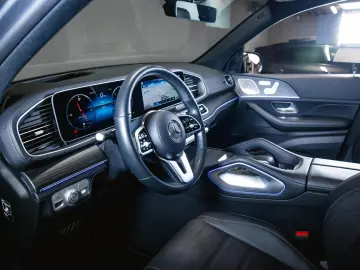 MERCEDES-BENZ GLE 400 d 4M Night Pakek AHK