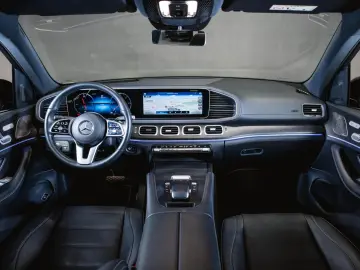 MERCEDES-BENZ GLE 400 d 4M Night Pakek AHK