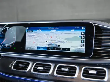 MERCEDES-BENZ GLE 400 d 4M Night Pakek AHK