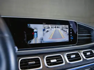 MERCEDES-BENZ GLE 400 d 4M Night Pakek AHK