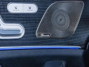 MERCEDES-BENZ GLE 400 d 4M Night Pakek AHK