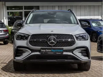 MERCEDES-BENZ GLE 400 e 4M AMG-Sport Pano AHK Night …