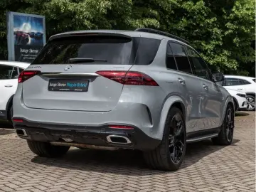 MERCEDES-BENZ GLE 400 e 4M AMG-Sport Pano AHK Night …