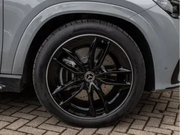 MERCEDES-BENZ GLE 400 e 4M AMG-Sport Pano AHK Night …