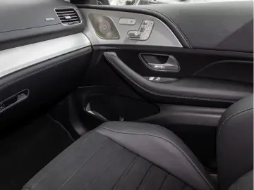 MERCEDES-BENZ GLE 400 e 4M AMG-Sport Pano AHK Night …