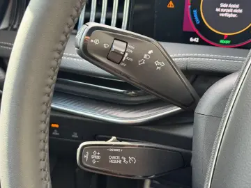SKODA Superb IV 1.5 TSI iV DSG Sportline AHK 360 HeadU