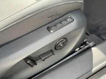 SKODA Superb IV 1.5 TSI iV DSG Sportline AHK 360 HeadU