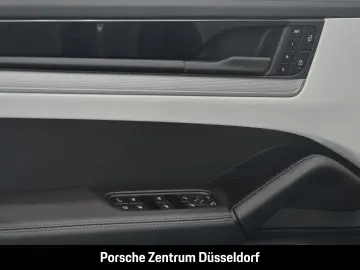 PORSCHE Cayenne E-Hybrid InnoDrive HA-Lenkung Head-Up