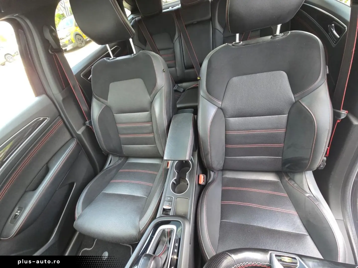 Renault Arkana 1.3 TCe MHEV 160CP RS Line EDC