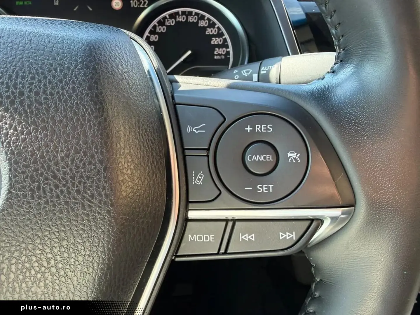 Toyota Camry Dynamic 2.5 Hybrid 218 Cp