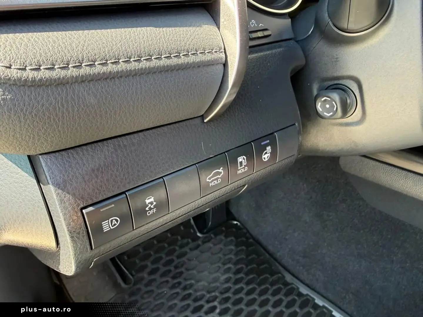 Toyota Camry Dynamic 2.5 Hybrid 218 Cp