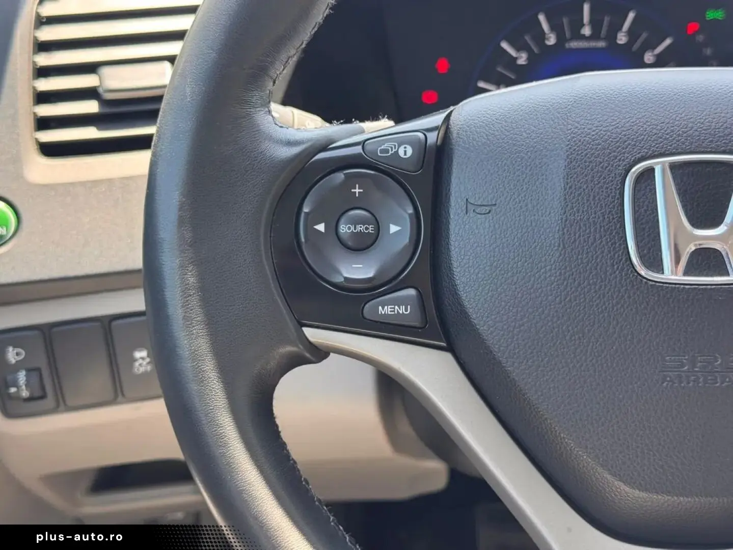 Honda Civic 4D Es At