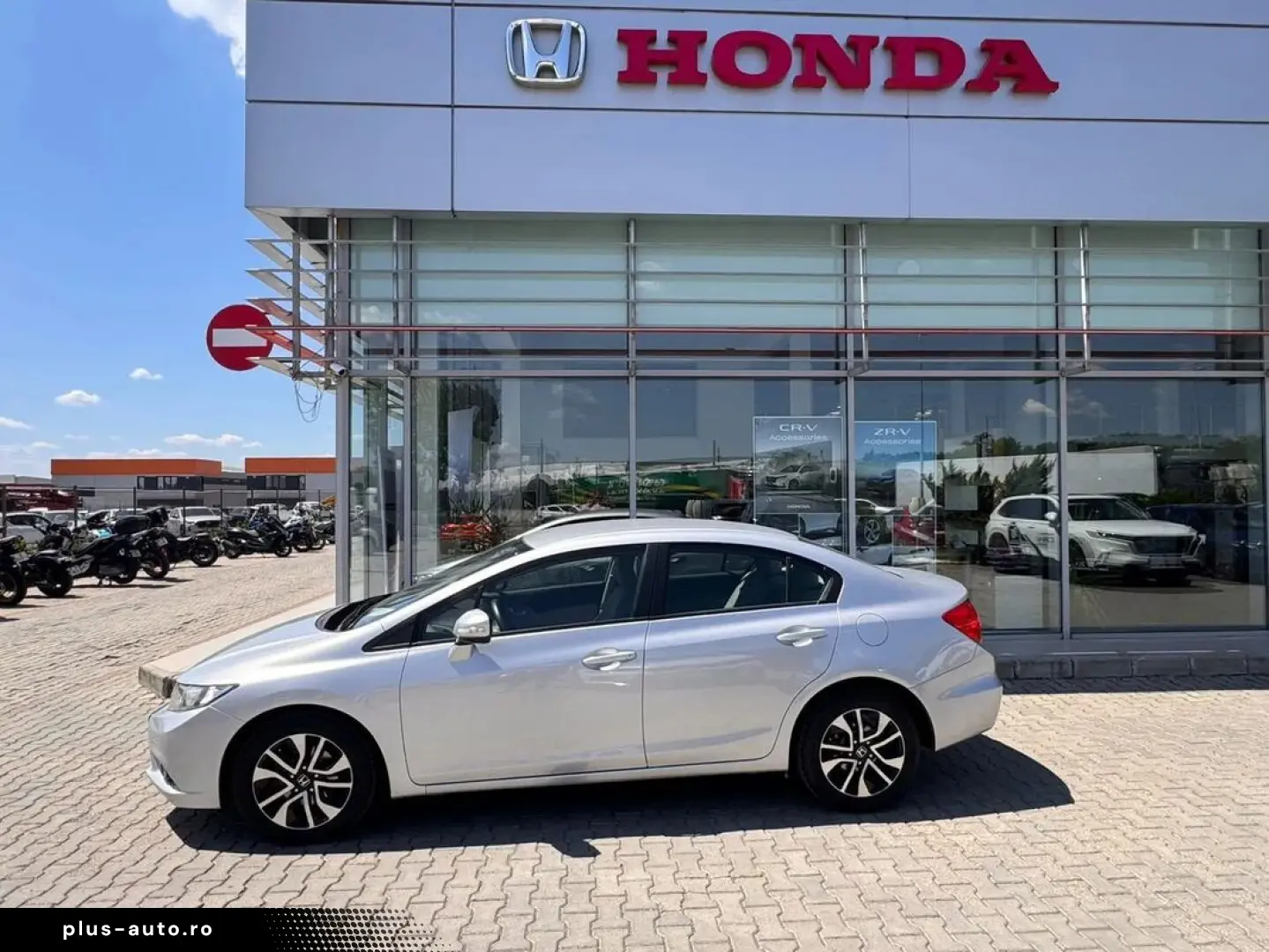 Honda Civic 4D Es At