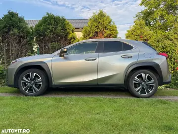 Lexus -Serie UX 250h -Premium-Grantie 2030- Revizii la zi