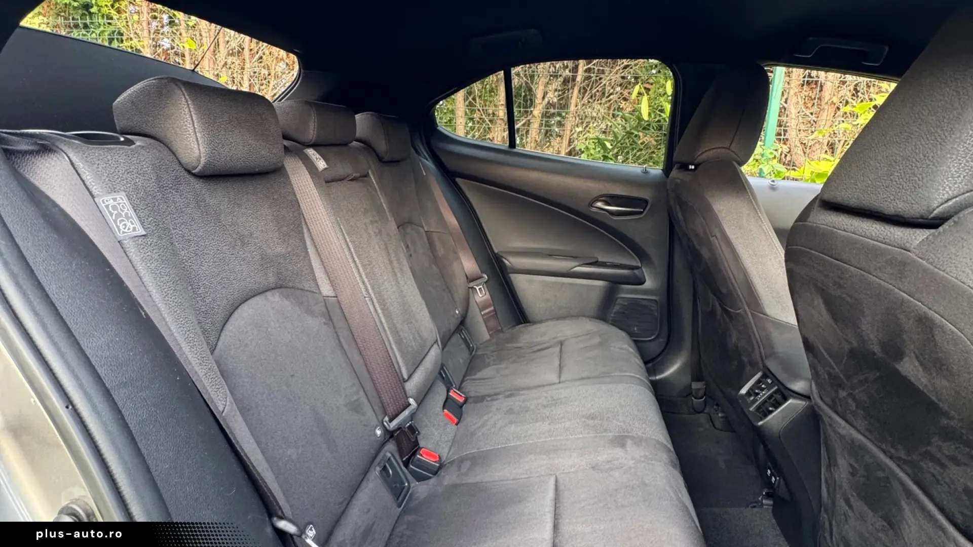 Lexus -Serie UX 250h -Premium-Grantie 2030- Revizii la zi