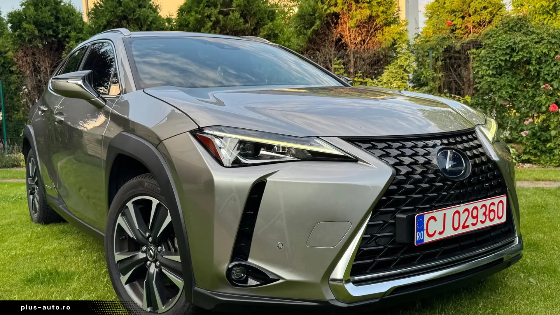 Lexus -Serie UX 250h -Premium-Grantie 2030- Revizii la zi