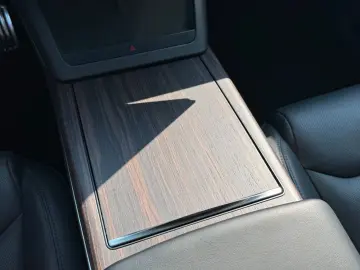 TESLA MODEL X PALLADIUM    HW 4   7 SEATER   RYZEN