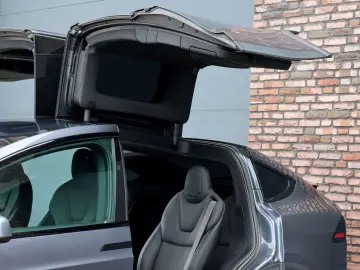 TESLA Model X Plaid AWD 6p. 100kWh   1020pk   71.500 -