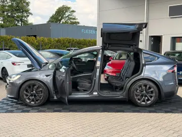 TESLA MODEL X PALLADIUM    HW 4   7 SEATER   RYZEN