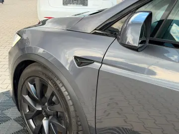 TESLA MODEL X PALLADIUM    HW 4   7 SEATER   RYZEN