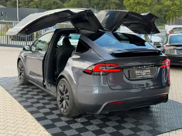 TESLA MODEL X PALLADIUM    HW 4   7 SEATER   RYZEN