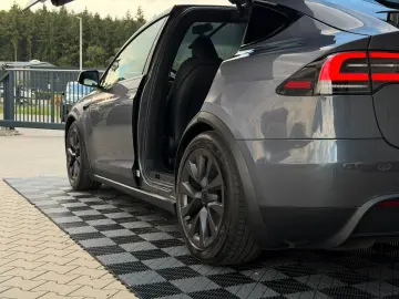 TESLA MODEL X PALLADIUM    HW 4   7 SEATER   RYZEN