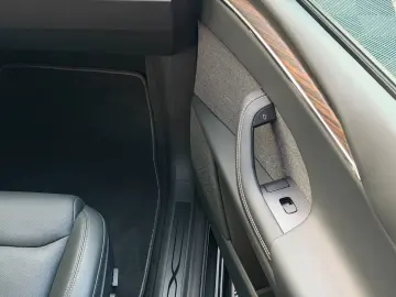 TESLA MODEL X PALLADIUM    HW 4   7 SEATER   RYZEN