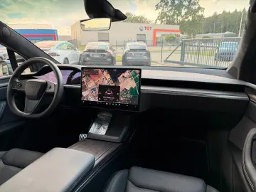 TESLA MODEL X PALLADIUM    HW 4   7 SEATER   RYZEN
