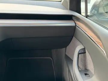 TESLA MODEL X PALLADIUM    HW 4   7 SEATER   RYZEN