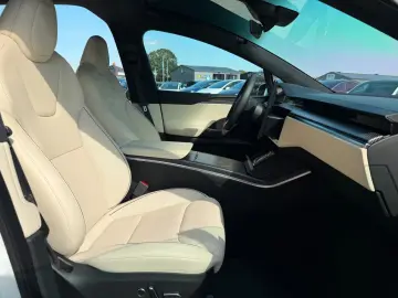 TESLA MODEL X PLAID   FULL SELF DRIVE HW 4   6SEAT