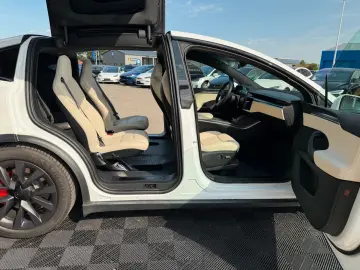 TESLA MODEL X PLAID   FULL SELF DRIVE HW 4   6SEAT