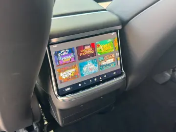 TESLA MODEL X PALLADIUM   FSD AKTIV   HW4   6 SEATS