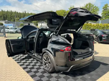 TESLA MODEL X PALLADIUM    HARDWARE 4   MATRIX