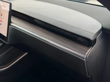 TESLA MODEL X PALLADIUM    HW 4 USS   7 SEATER