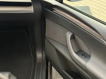 TESLA MODEL X PALLADIUM    HW 4 USS   7 SEATER