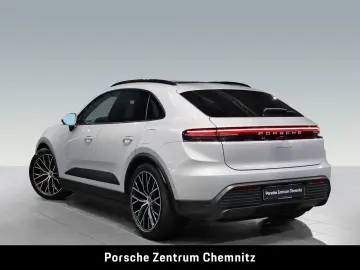 PORSCHE Macan 4 Electric Luft;Chrono;Beifahrerdisplay