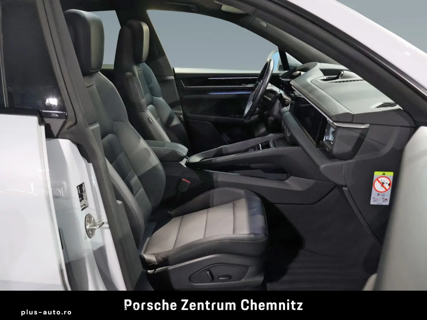 PORSCHE Macan 4 Electric Luft;Chrono;Beifahrerdisplay