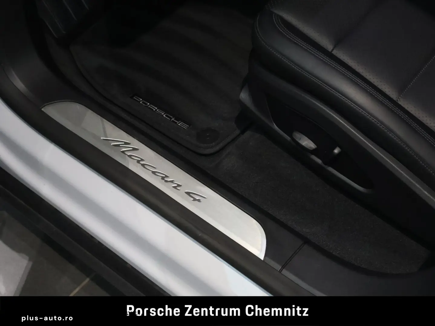 PORSCHE Macan 4 Electric Luft;Chrono;Beifahrerdisplay