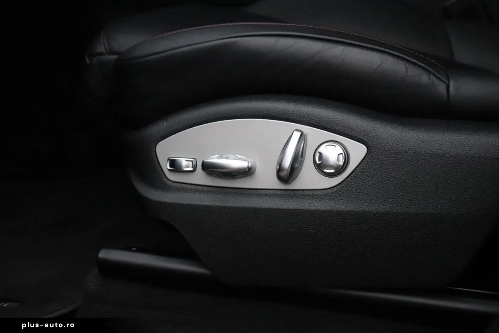PORSCHE Macan 2.0 266 PK   NW MODEL   SPORTCHRONO   LEDE