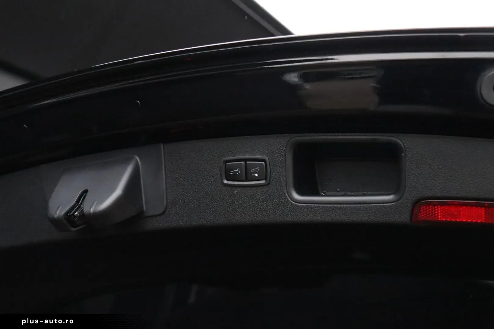 PORSCHE Macan 2.0 266 PK   NW MODEL   SPORTCHRONO   LEDE