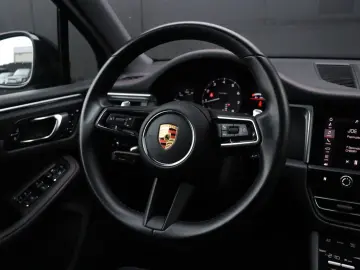 PORSCHE Macan 2.0 266 PK   NW MODEL   SPORTCHRONO   LEDE