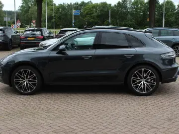 PORSCHE Macan 2.0 T   Trekhaak   Panoramadak   Camera