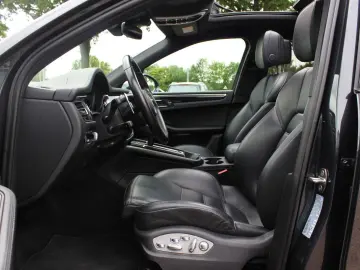 PORSCHE Macan 2.0 T   Trekhaak   Panoramadak   Camera