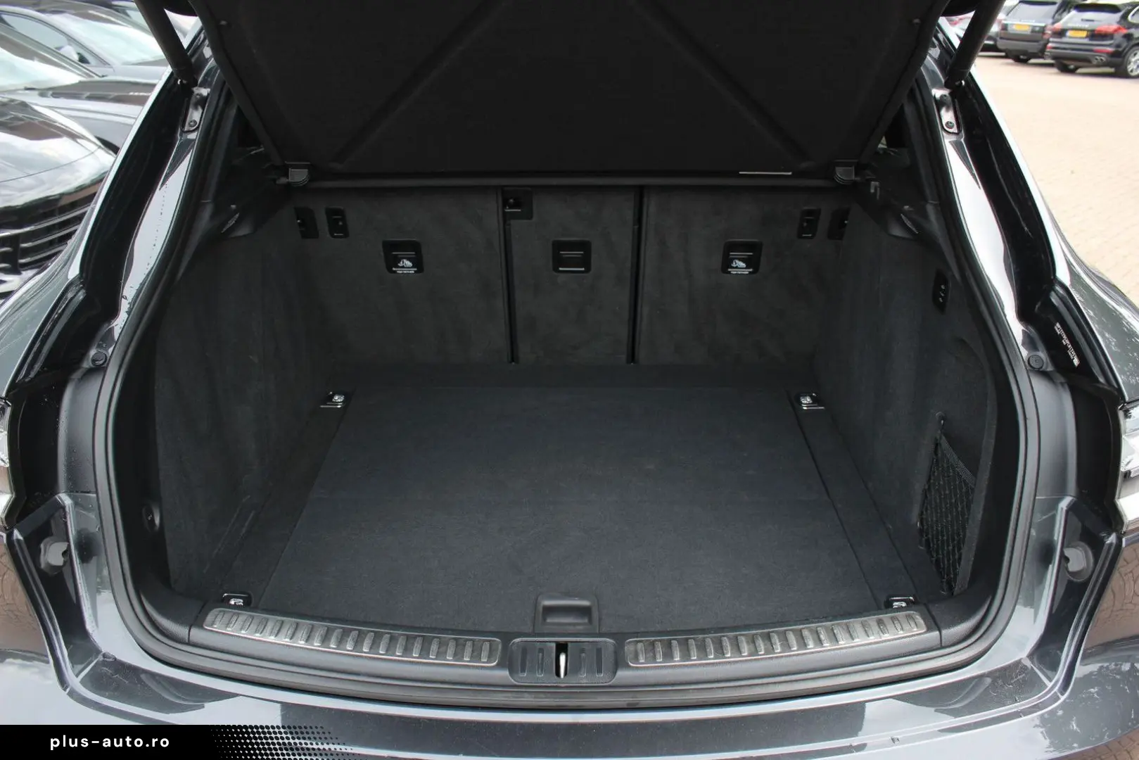 PORSCHE Macan 2.0 T   Trekhaak   Panoramadak   Camera