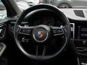 PORSCHE Macan 2.0 T   Trekhaak   Panoramadak   Camera