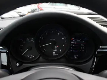 PORSCHE Macan 2.0 T   Trekhaak   Panoramadak   Camera