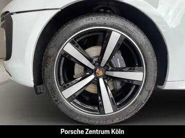 PORSCHE Macan Sportabgas Surround View Luftfederung BOSE