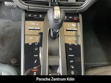PORSCHE Macan Sportabgas Surround View Luftfederung BOSE