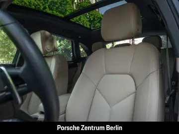 PORSCHE Macan Abstandstempomat Luftfederung PASM LED
