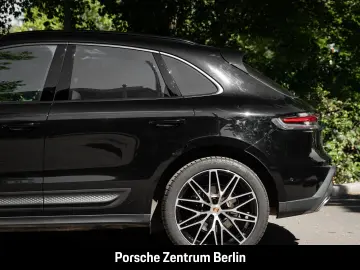 PORSCHE Macan Abstandstempomat Luftfederung PASM LED